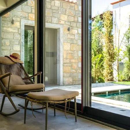Villa Mavillas Premium Torba *